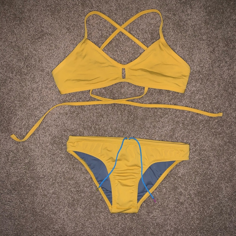 Perfect condition Bikini from Jolyn Swimwear☀️💛